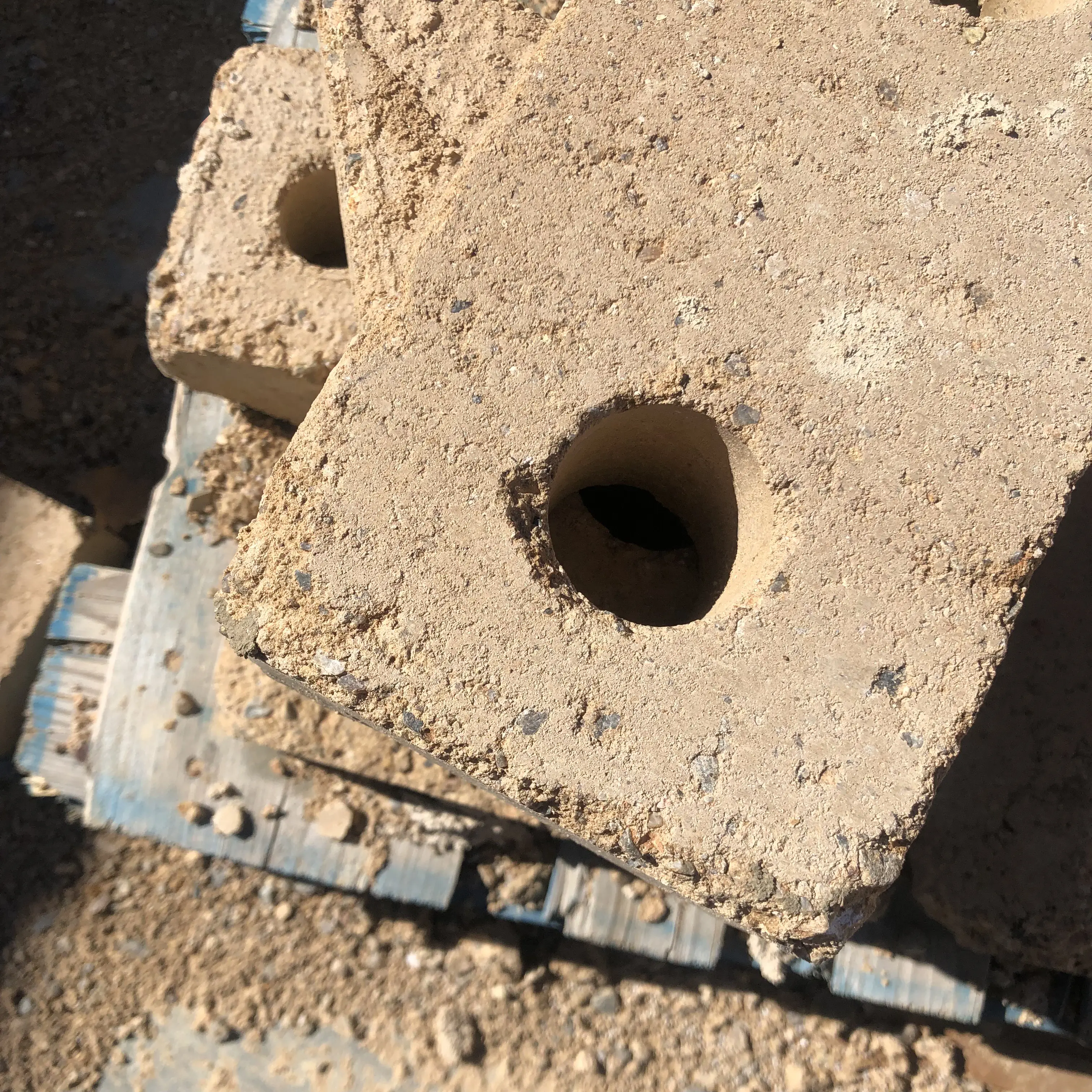 COMPRESSED EARTH BLOCK