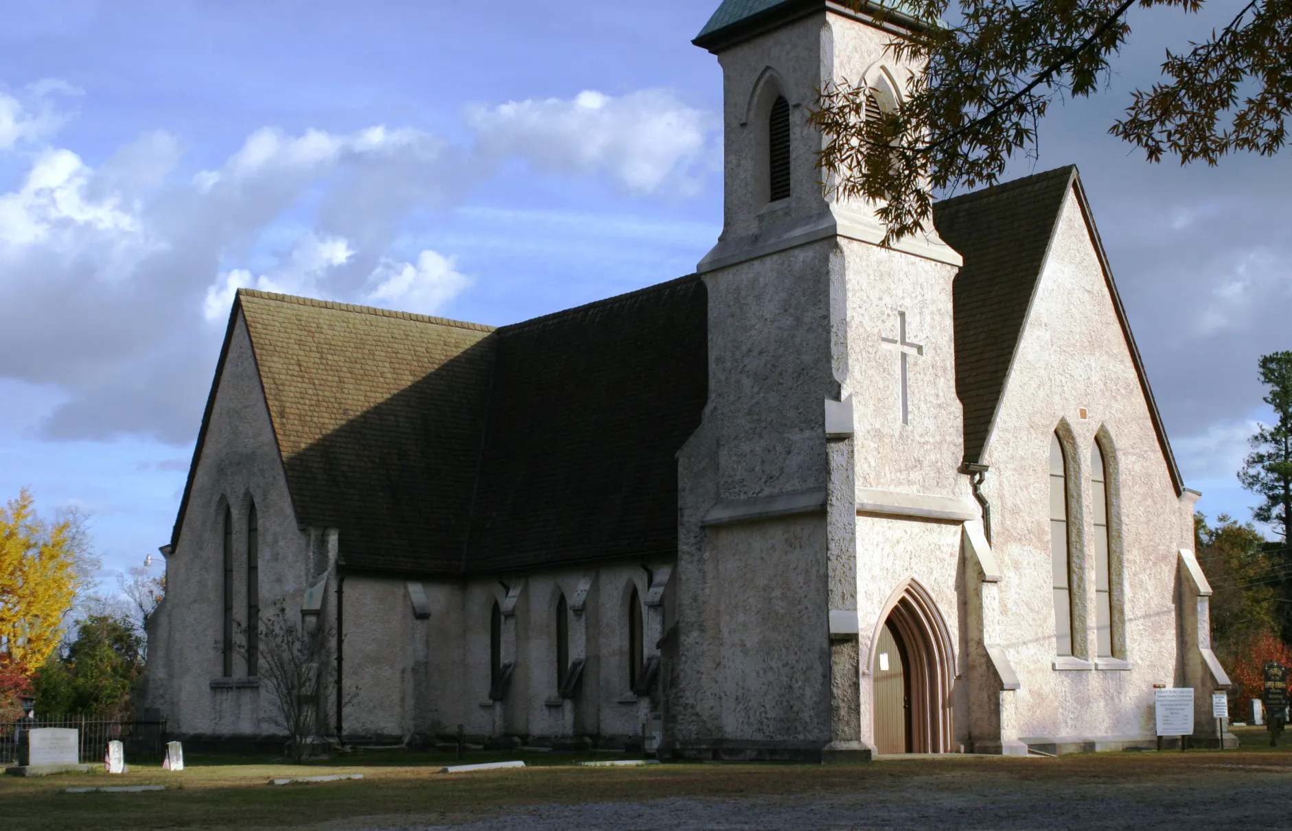 Rammed Earth Holy Cross Church