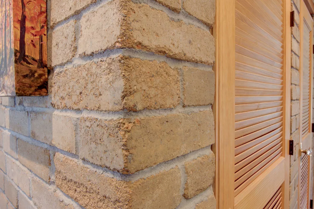 earth block corner